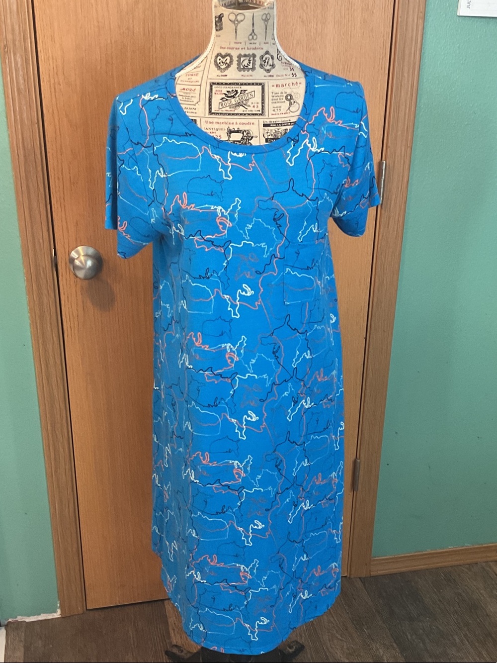 LuLaRoe Bright Blue Short-Sleeve Midi Dress with White & Pink Abstract Lines